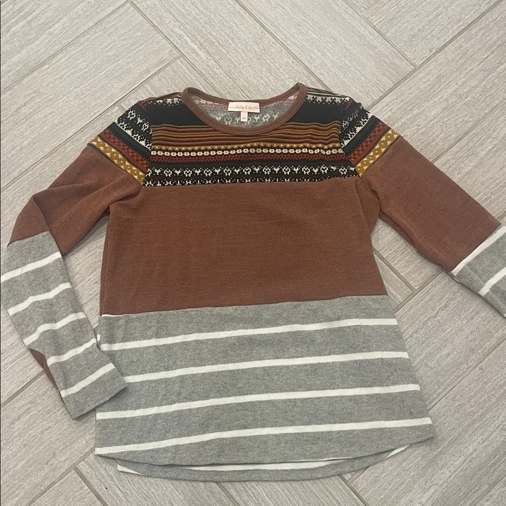 Colorful Patterned Long Sleeve Top - Picture 1 of 3